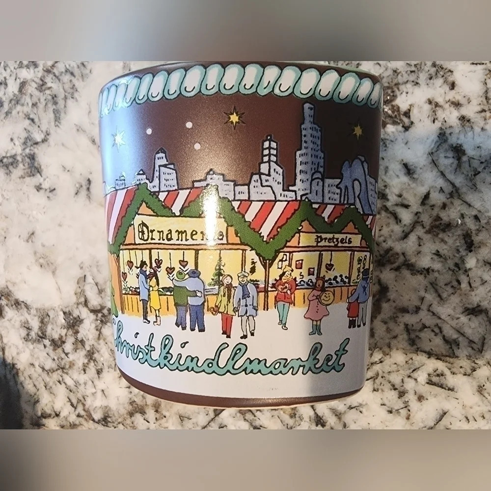 Christkindlmarket Chicago Small Heart Shaped Mug - Picture 2 of 11